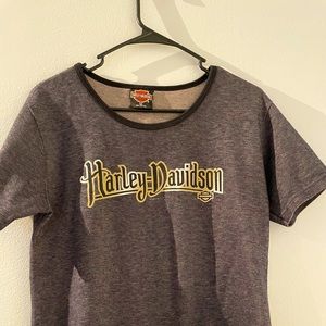 WOMENS HARLEY DAVIDSON SHIRT. SIZE MEDIUM. GOOD CONDITION.